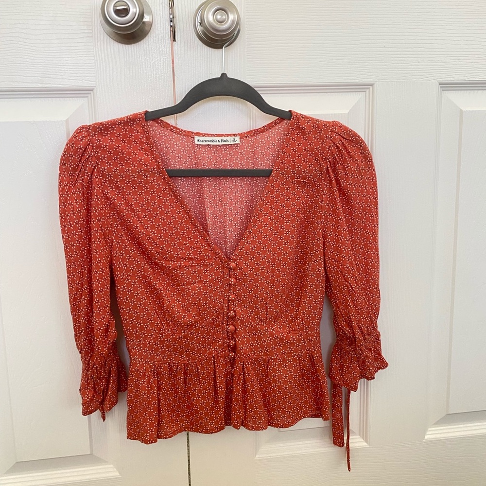 Tie sleeve crop blouse